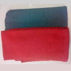 Franela color gris, blanca y roja